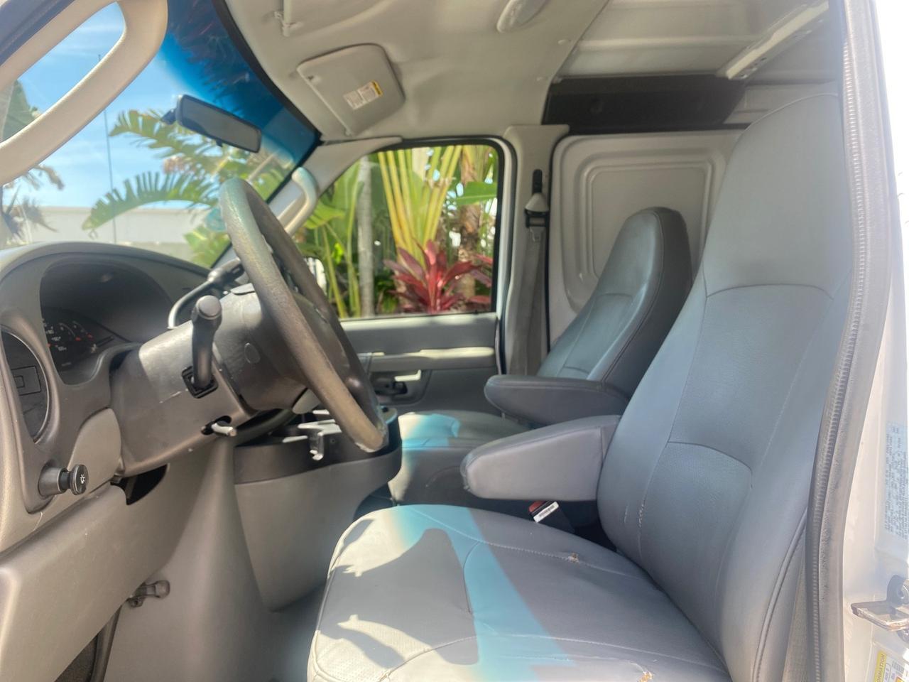 2006 Ford Econoline Cargo Van E350 LOW MILES 66,160 Pompano Beach FL