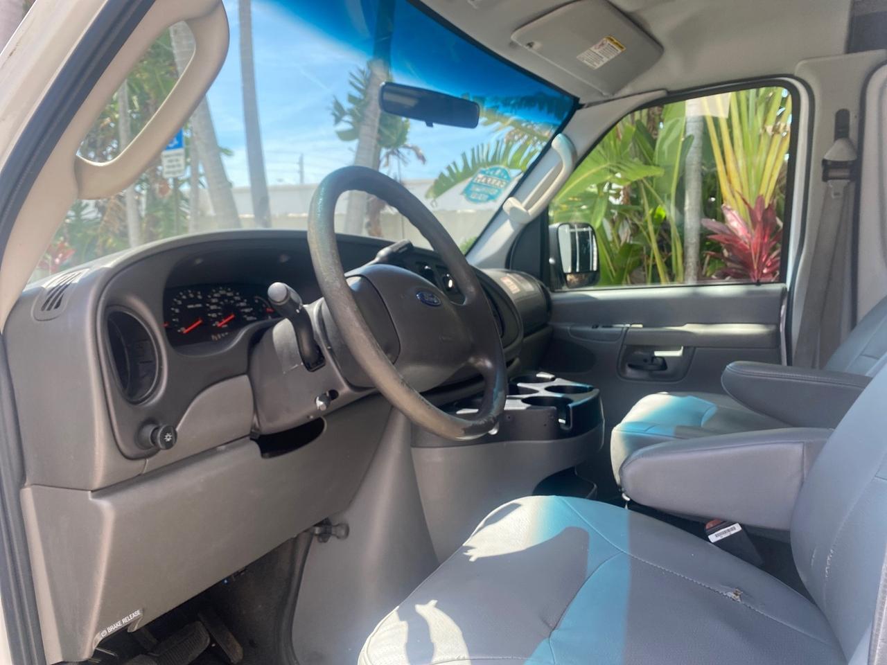 2006 Ford Econoline Cargo Van E350 LOW MILES 66,160 Pompano Beach FL