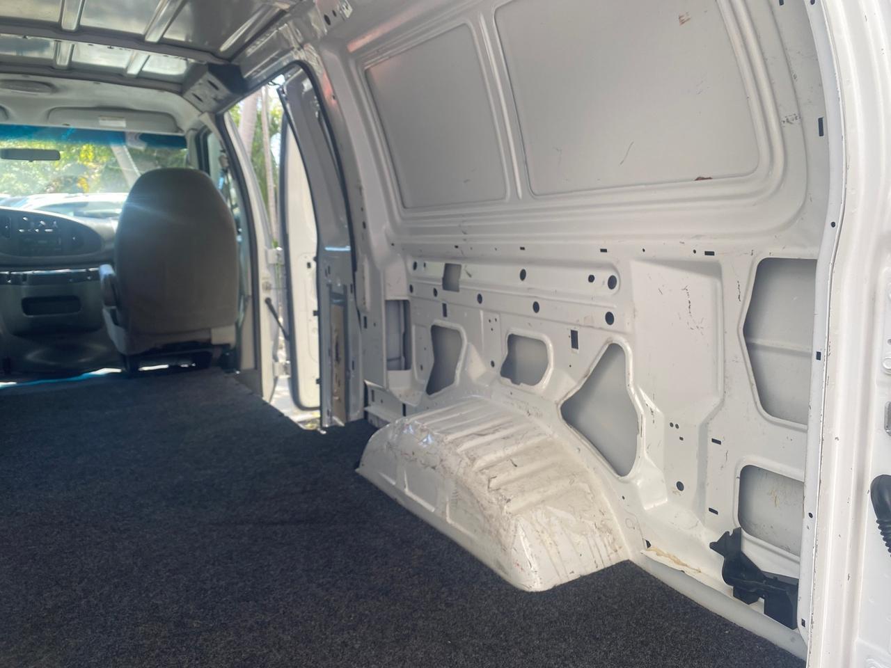 2006 Ford Econoline Cargo Van E350 LOW MILES 66,160 Pompano Beach FL