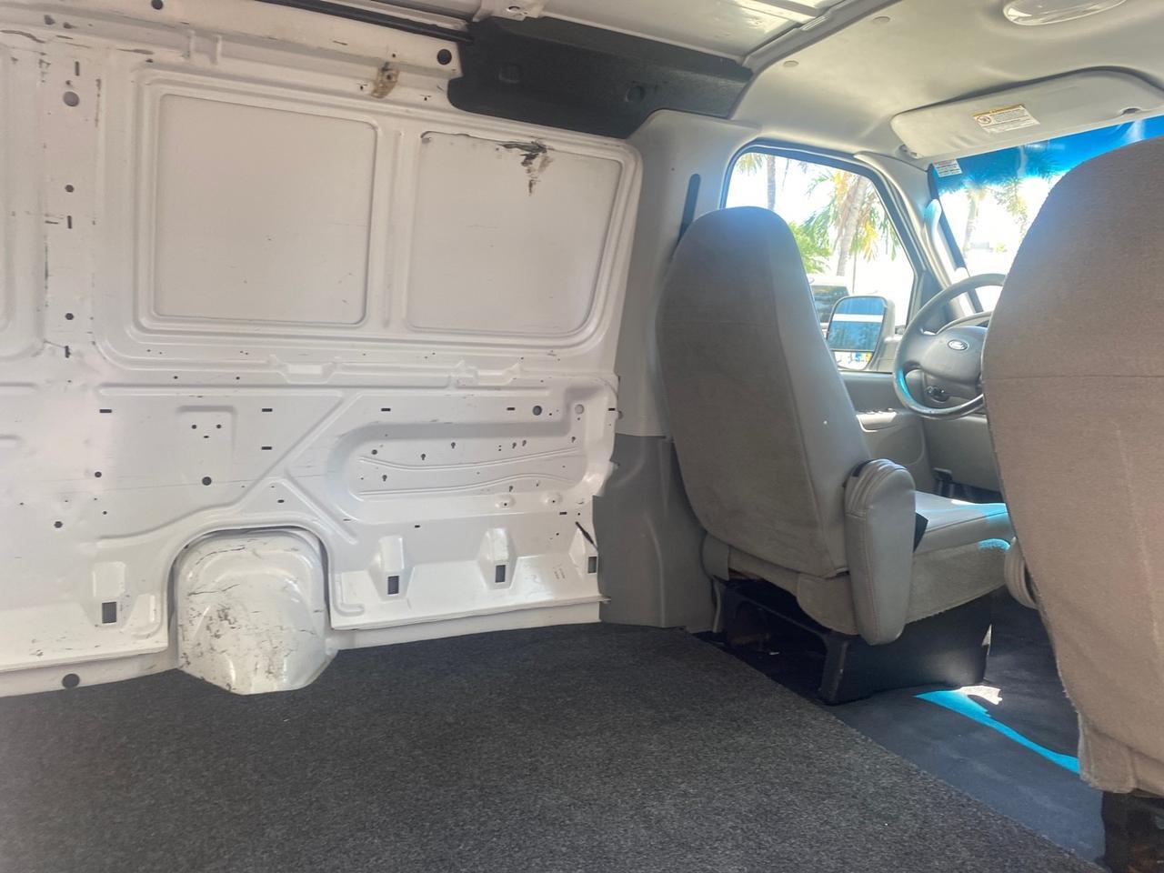 2006 Ford Econoline Cargo Van E350 LOW MILES 66,160 Pompano Beach FL