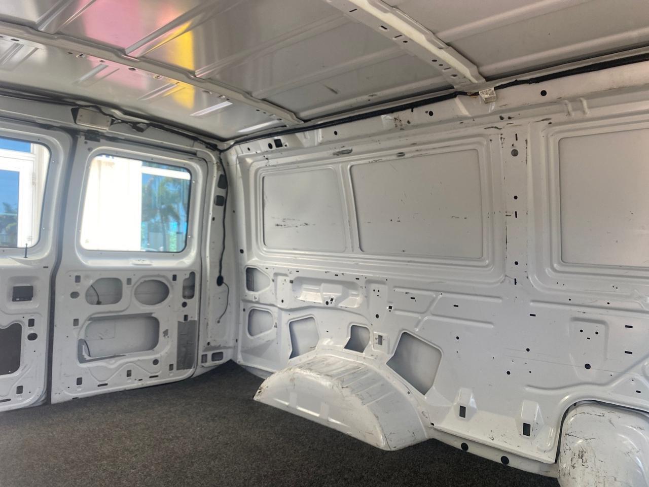 2006 Ford Econoline Cargo Van E350 LOW MILES 66,160 Pompano Beach FL