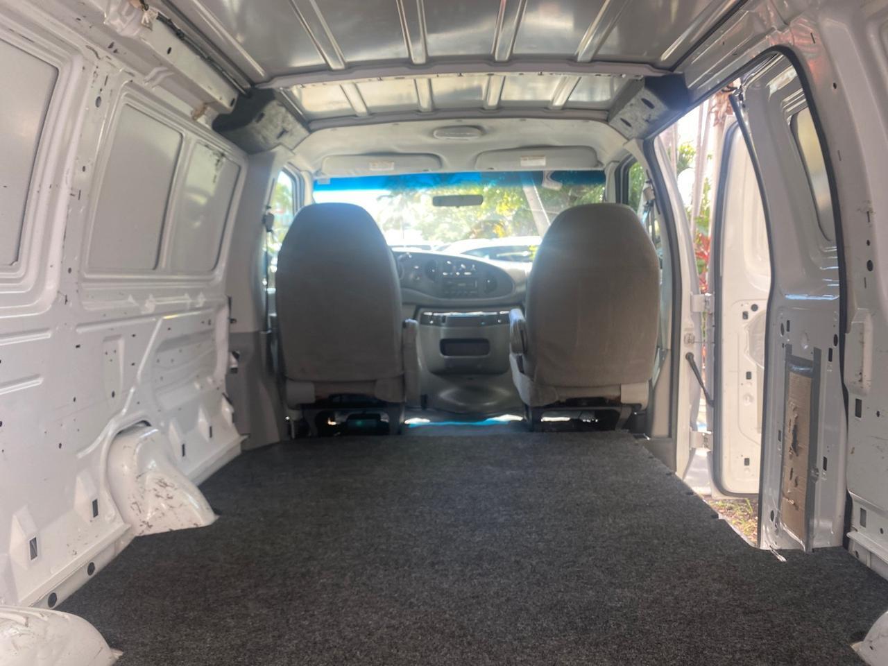 2006 Ford Econoline Cargo Van E350 LOW MILES 66,160 Pompano Beach FL