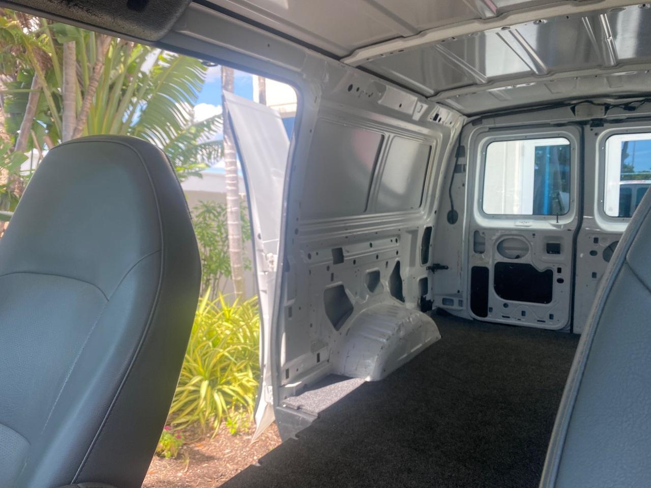 2006 Ford Econoline Cargo Van E350 LOW MILES 66,160 Pompano Beach FL