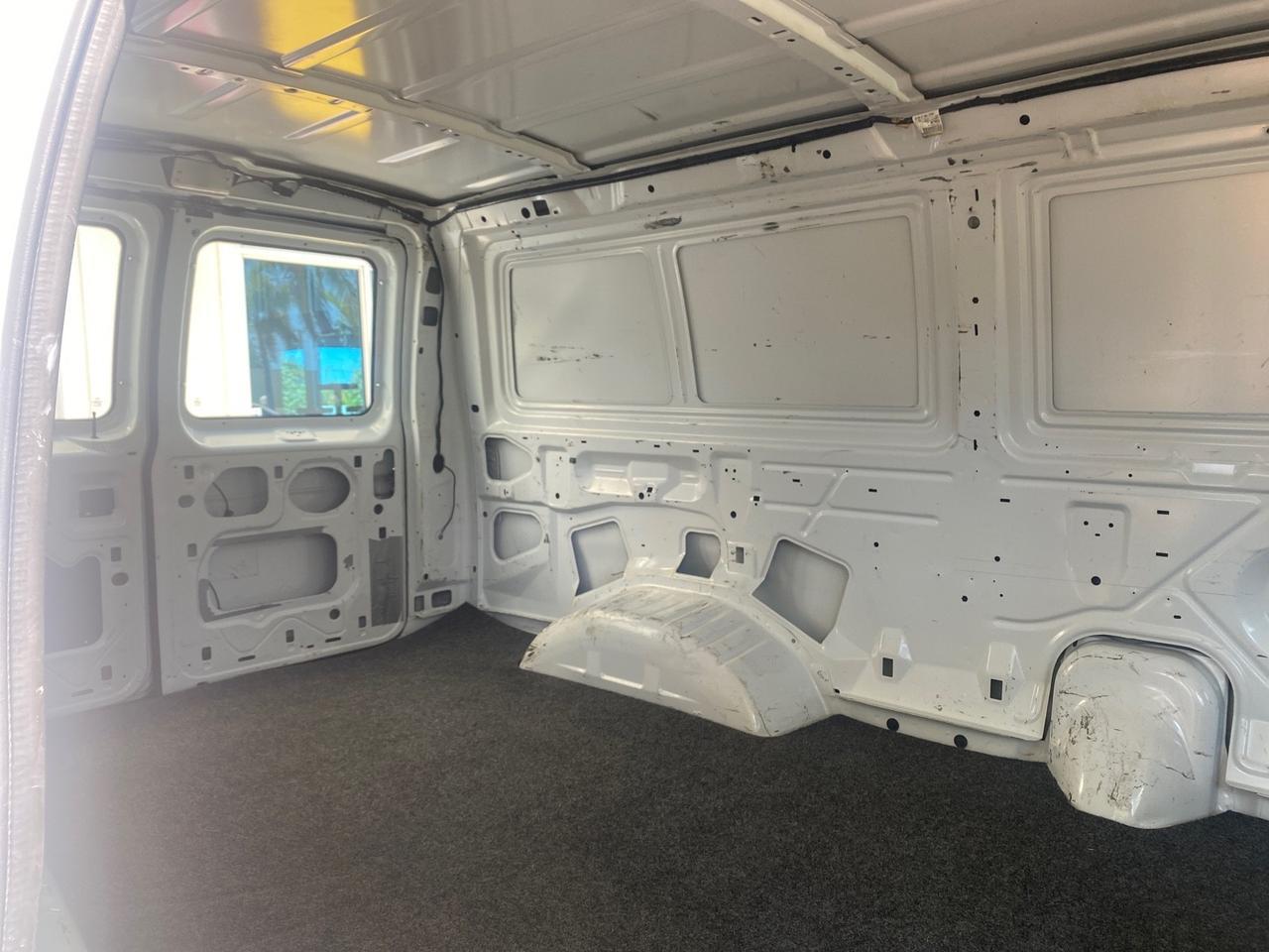 2006 Ford Econoline Cargo Van E350 LOW MILES 66,160 Pompano Beach FL