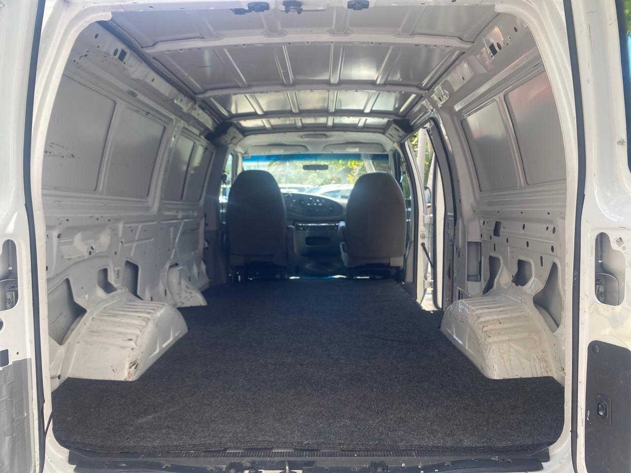 2006 Ford Econoline Cargo Van E350 LOW MILES 66,160 Pompano Beach FL