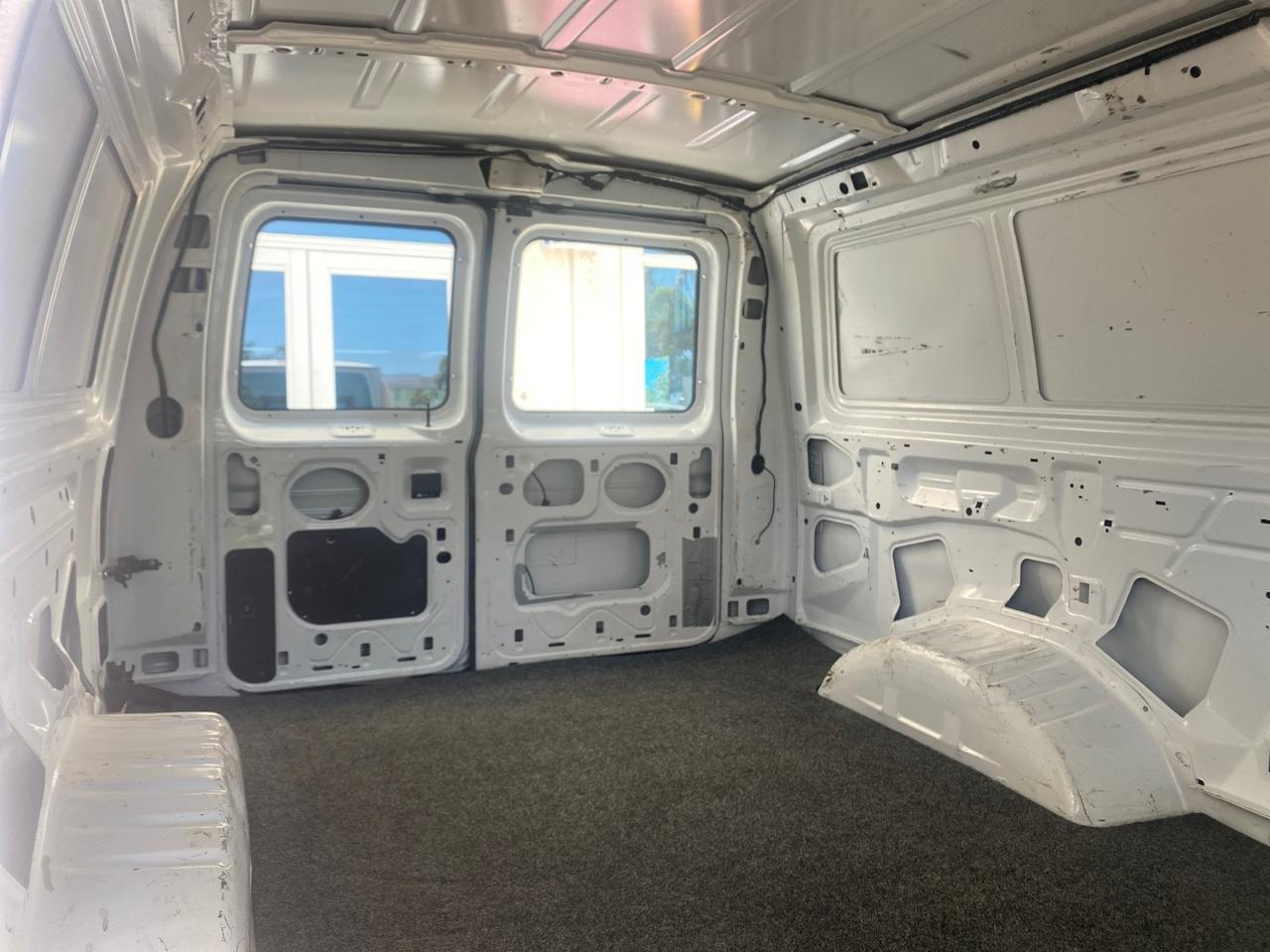 2006 Ford Econoline Cargo Van E350 LOW MILES 66,160 Pompano Beach FL