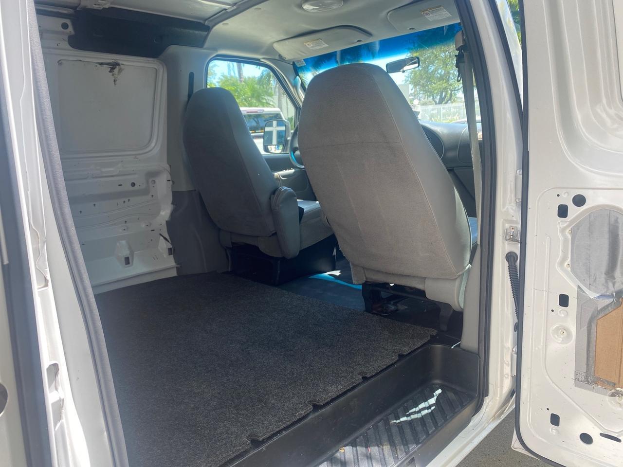 2006 Ford Econoline Cargo Van E350 LOW MILES 66,160 Pompano Beach FL