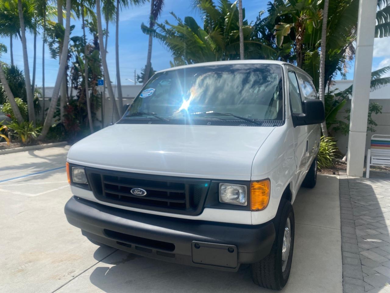 2006 Ford Econoline Cargo Van E350 LOW MILES 66,160 Pompano Beach FL