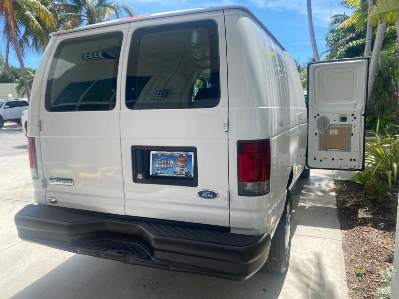 2006 Ford Econoline Cargo Van E350 LOW MILES 66,160 Pompano Beach FL
