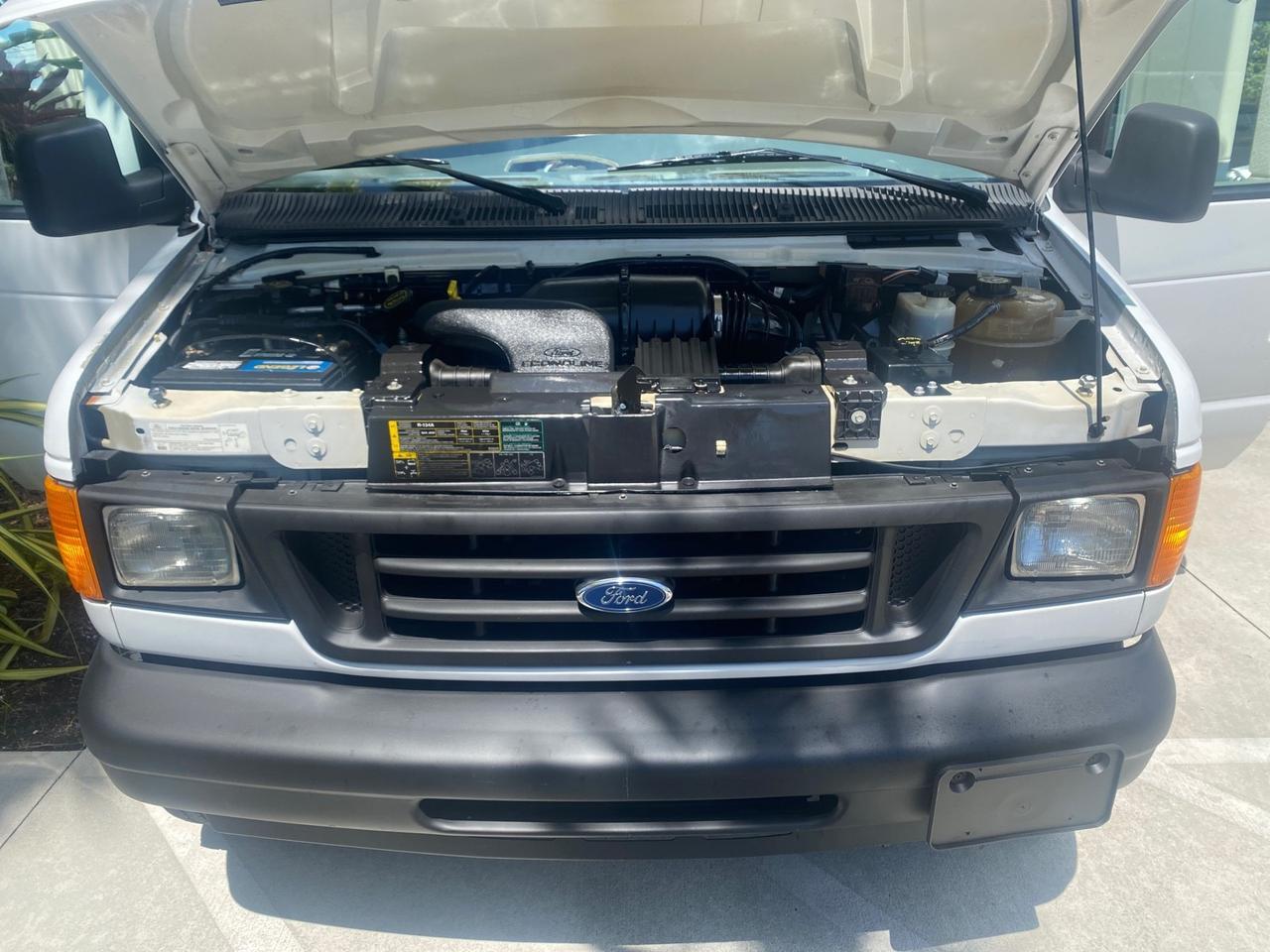 2006 Ford Econoline Cargo Van E350 LOW MILES 66,160 Pompano Beach FL