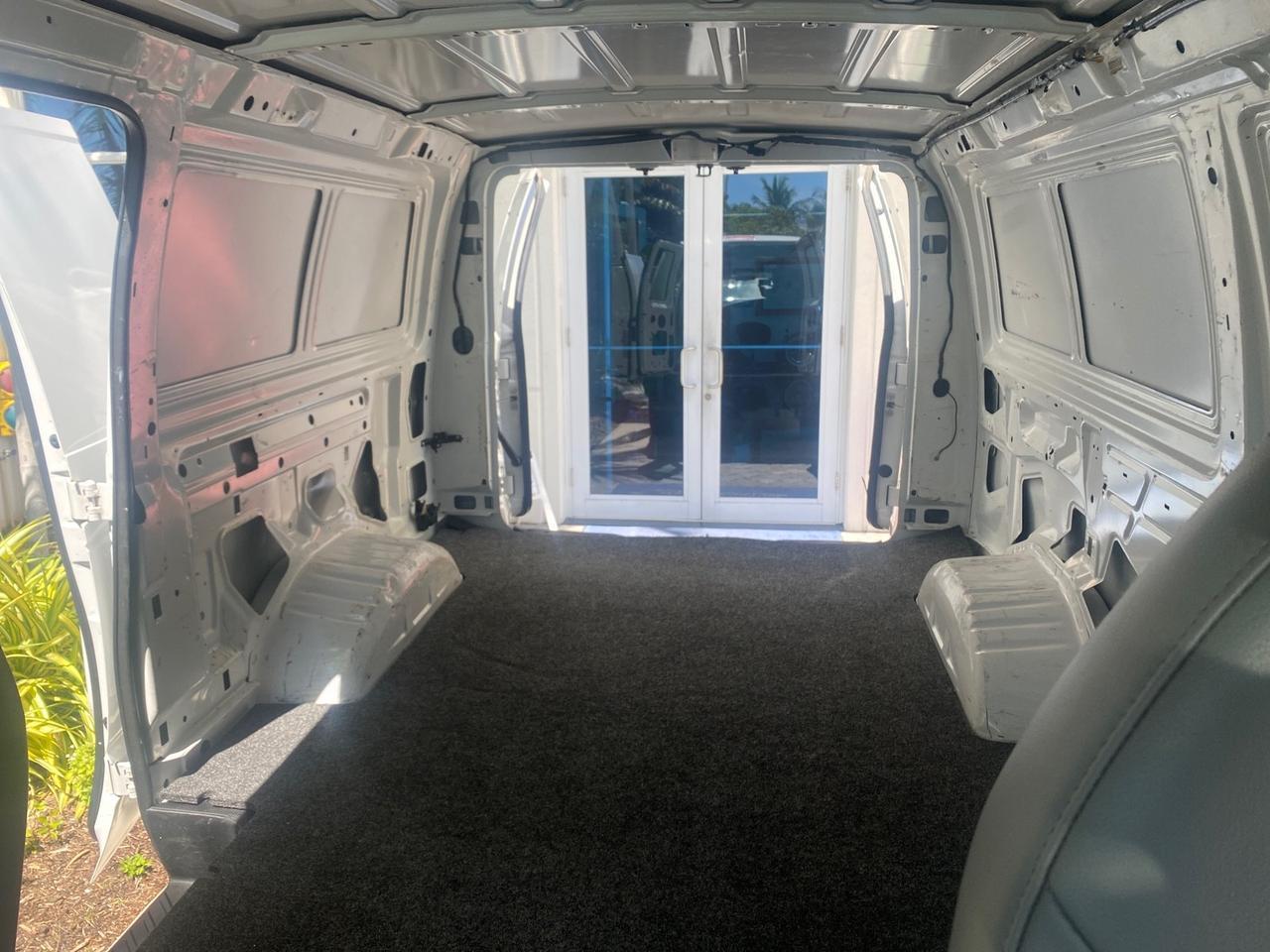 2006 Ford Econoline Cargo Van E350 LOW MILES 66,160 Pompano Beach FL