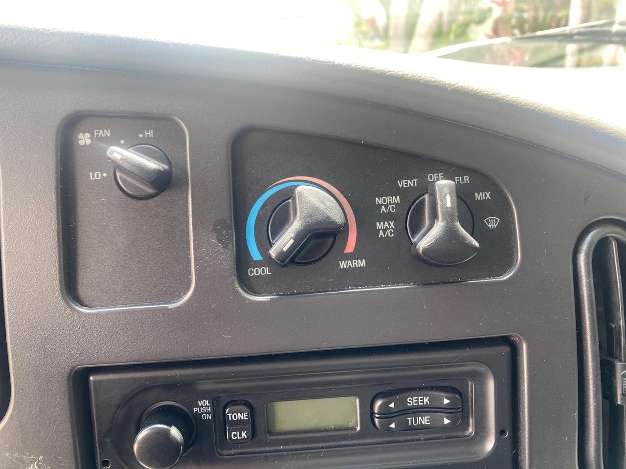 2006 Ford Econoline Cargo Van E350 LOW MILES 66,160 Pompano Beach FL