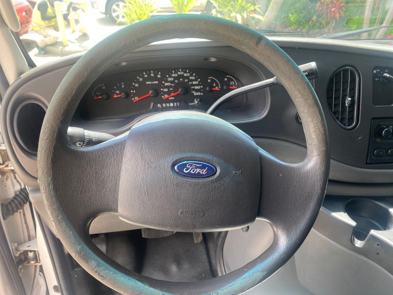 2006 Ford Econoline Cargo Van E350 LOW MILES 66,160 Pompano Beach FL