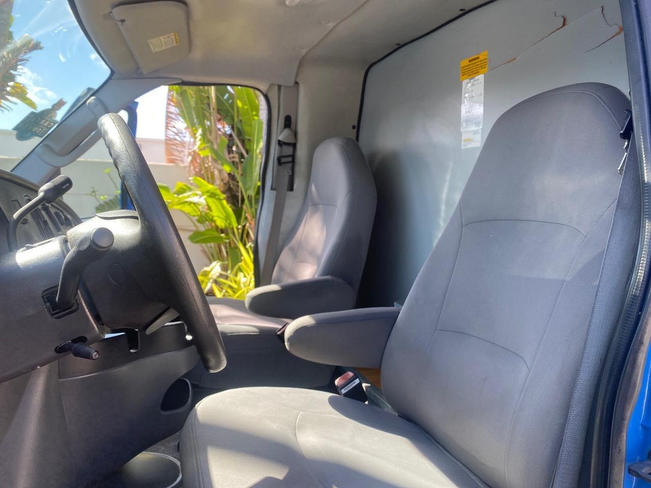 2006 Ford Econoline Commercial Cutaway LOW MILES 27,641 1 OWNER Pompano Beach FL