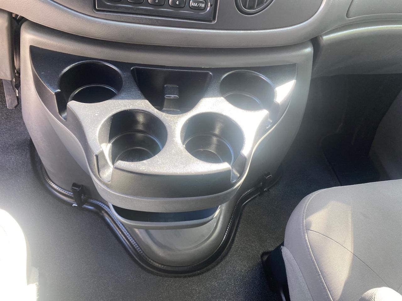 2006 Ford Econoline Commercial Cutaway LOW MILES 27,641 1 OWNER Pompano Beach FL