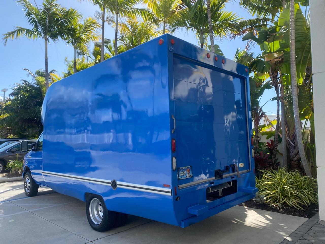 2006 Ford Econoline Commercial Cutaway LOW MILES 27,641 1 OWNER Pompano Beach FL