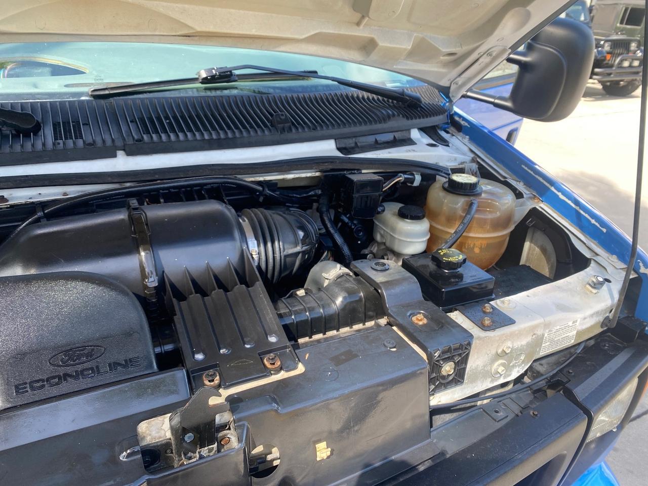 2006 Ford Econoline Commercial Cutaway LOW MILES 27,641 1 OWNER Pompano Beach FL