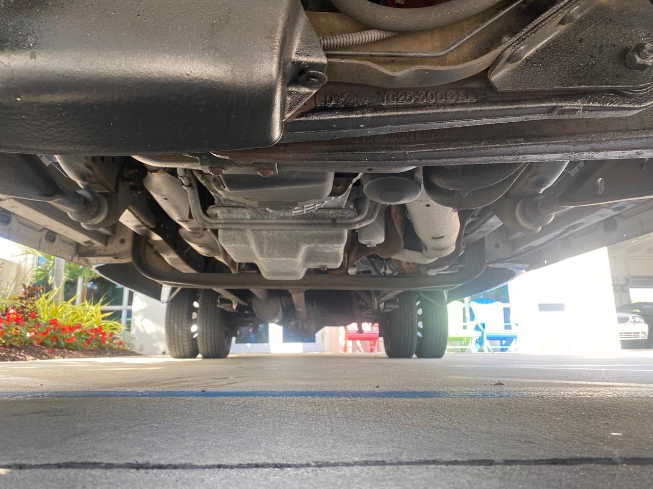 2006 Ford Econoline Commercial Cutaway LOW MILES 27,641 1 OWNER Pompano Beach FL