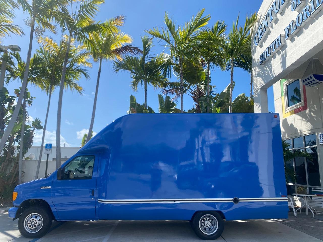 2006 Ford Econoline Commercial Cutaway LOW MILES 27,641 1 OWNER Pompano Beach FL