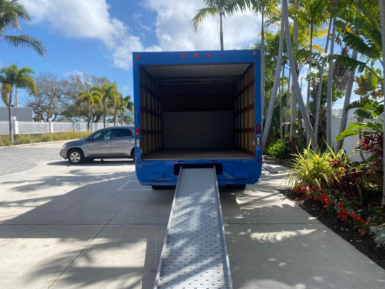 2006 Ford Econoline Commercial Cutaway LOW MILES 27,641 1 OWNER Pompano Beach FL