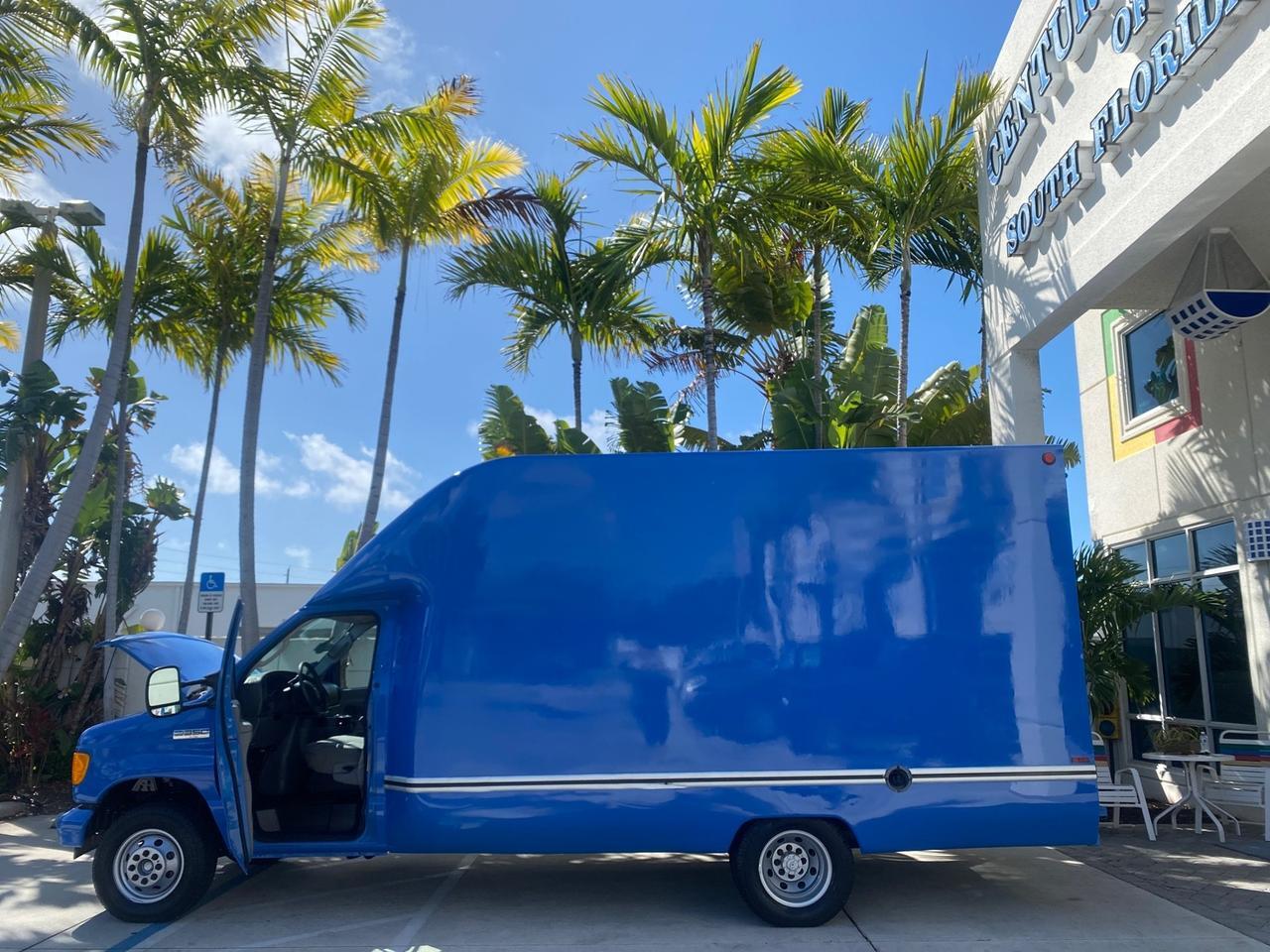 2006 Ford Econoline Commercial Cutaway LOW MILES 27,641 1 OWNER Pompano Beach FL