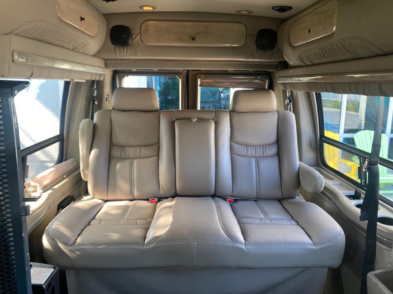 2006 Ford Econoline HI TOP E250 EXPLORER CONVERSION HANDICAP Pompano Beach FL