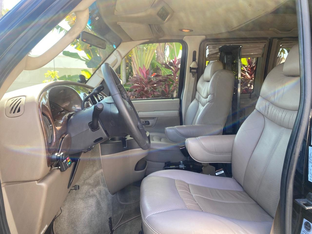 2006 Ford Econoline HI TOP E250 EXPLORER CONVERSION HANDICAP Pompano Beach FL