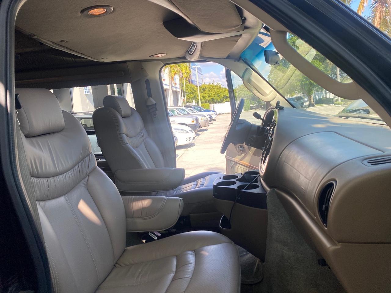 2006 Ford Econoline HI TOP E250 EXPLORER CONVERSION HANDICAP Pompano Beach FL