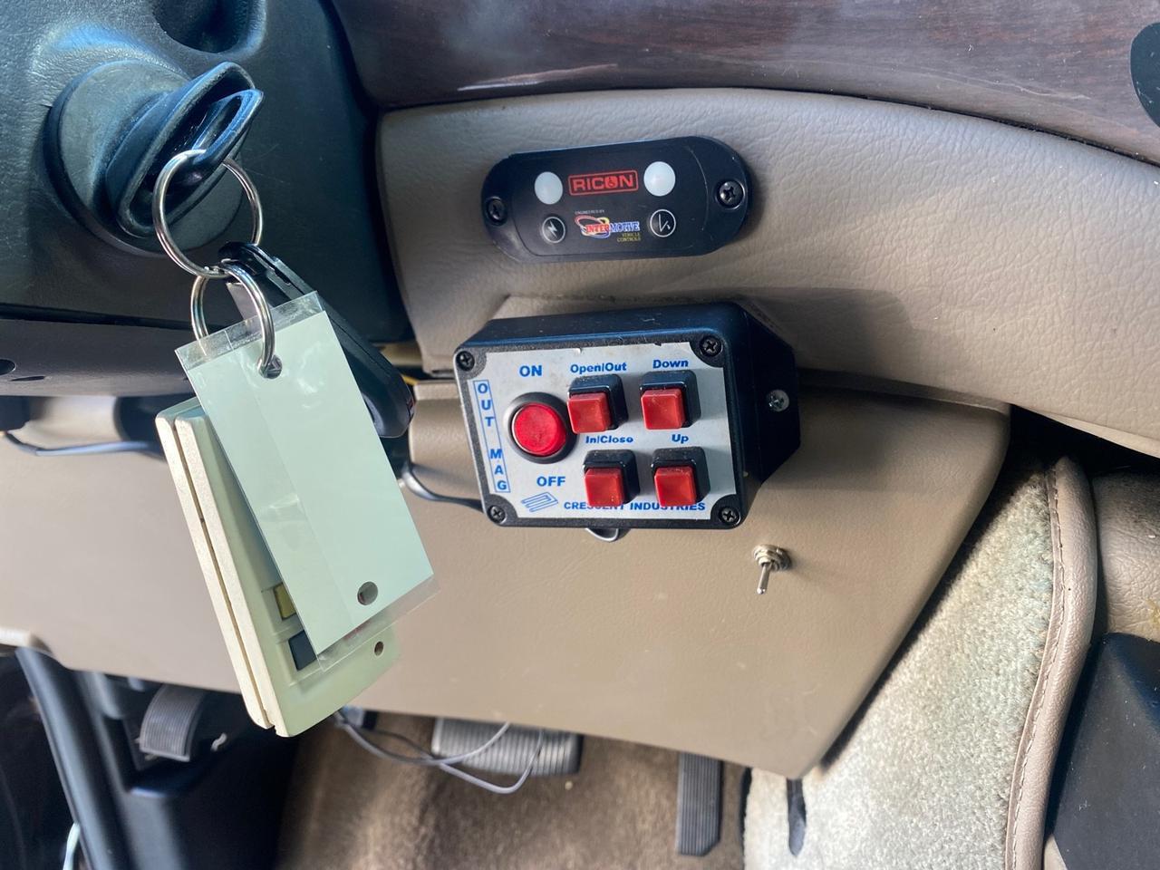 2006 Ford Econoline HI TOP E250 EXPLORER CONVERSION HANDICAP Pompano Beach FL