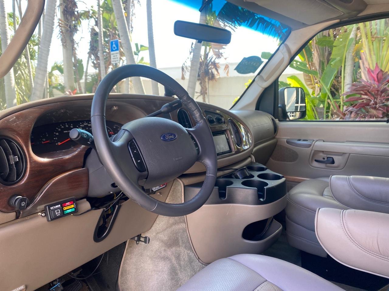 2006 Ford Econoline HI TOP E250 EXPLORER CONVERSION HANDICAP Pompano Beach FL