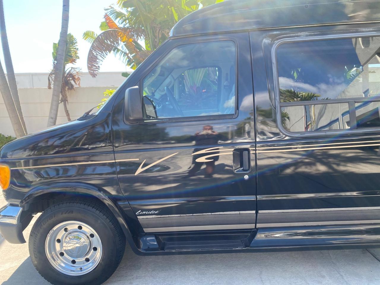 2006 Ford Econoline HI TOP E250 EXPLORER CONVERSION HANDICAP Pompano Beach FL