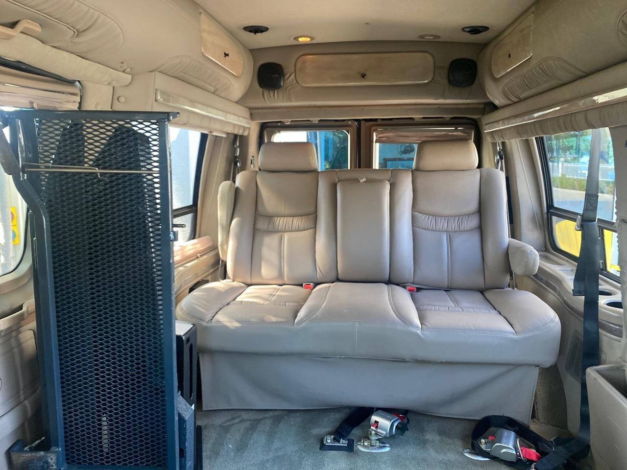 2006 Ford Econoline HI TOP E250 EXPLORER CONVERSION HANDICAP Pompano Beach FL