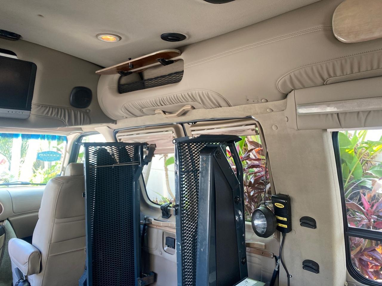 2006 Ford Econoline HI TOP E250 EXPLORER CONVERSION HANDICAP Pompano Beach FL