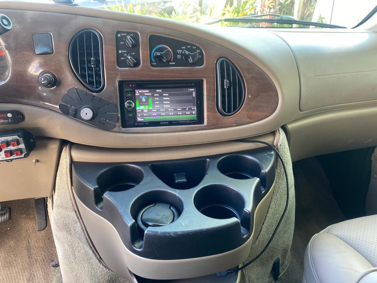 2006 Ford Econoline HI TOP E250 EXPLORER CONVERSION HANDICAP Pompano Beach FL