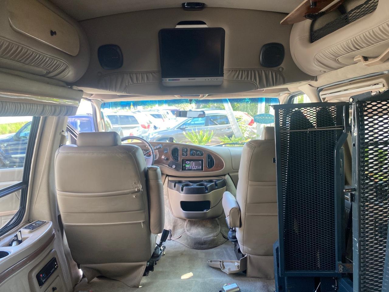 2006 Ford Econoline HI TOP E250 EXPLORER CONVERSION HANDICAP Pompano Beach FL