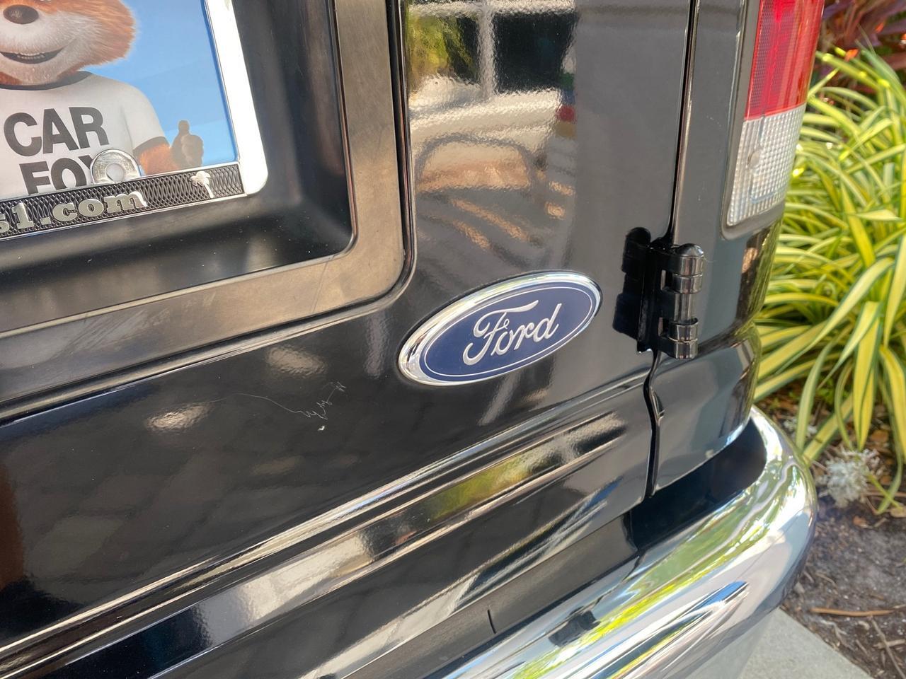 2006 Ford Econoline HI TOP E250 EXPLORER CONVERSION HANDICAP Pompano Beach FL