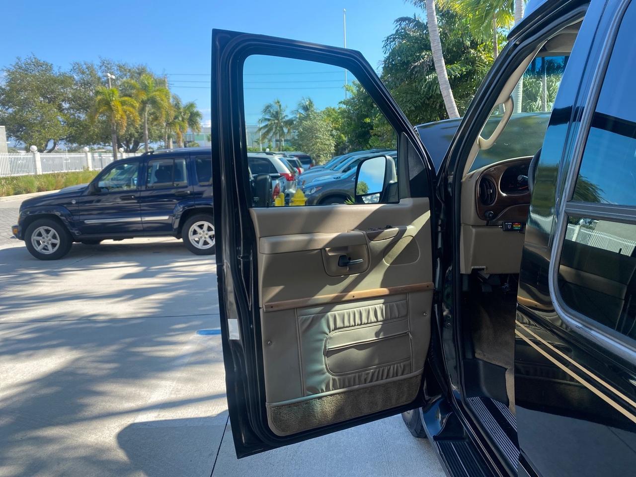 2006 Ford Econoline HI TOP E250 EXPLORER CONVERSION HANDICAP Pompano Beach FL