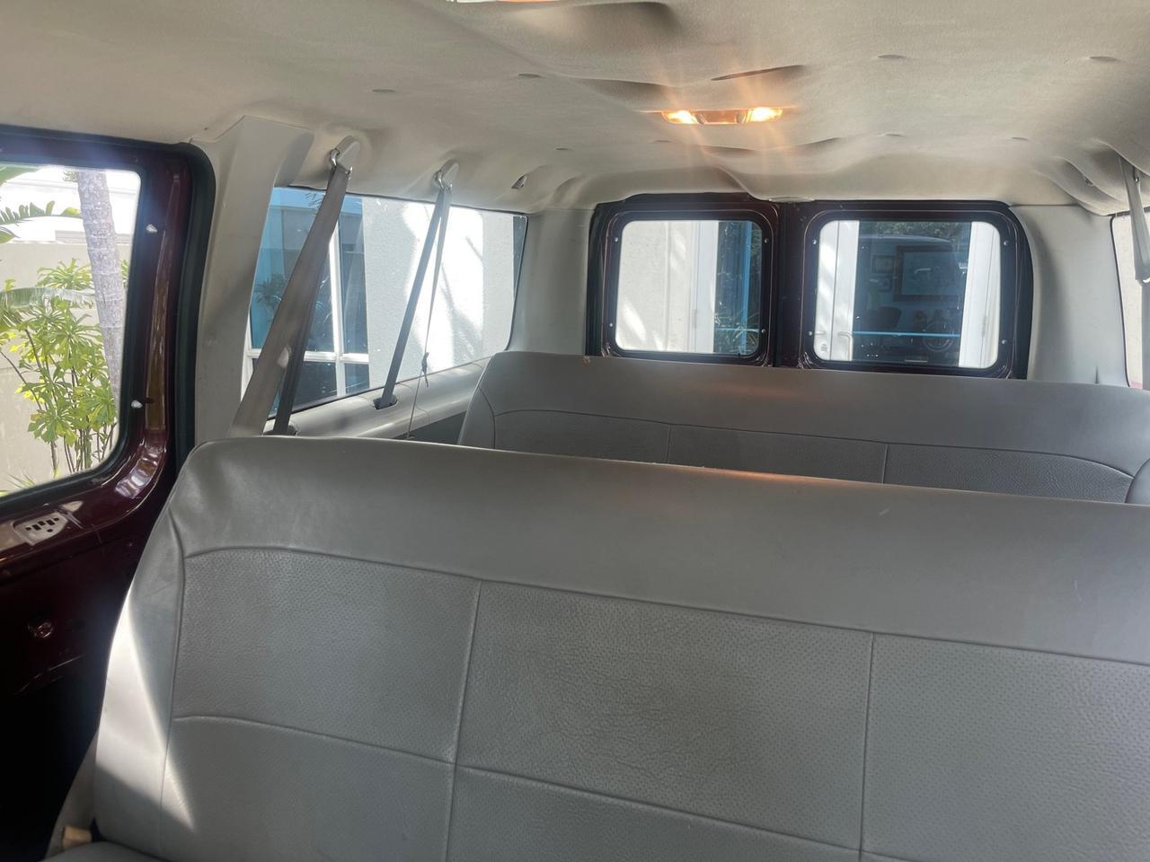 2006 Ford E-150 photo 63