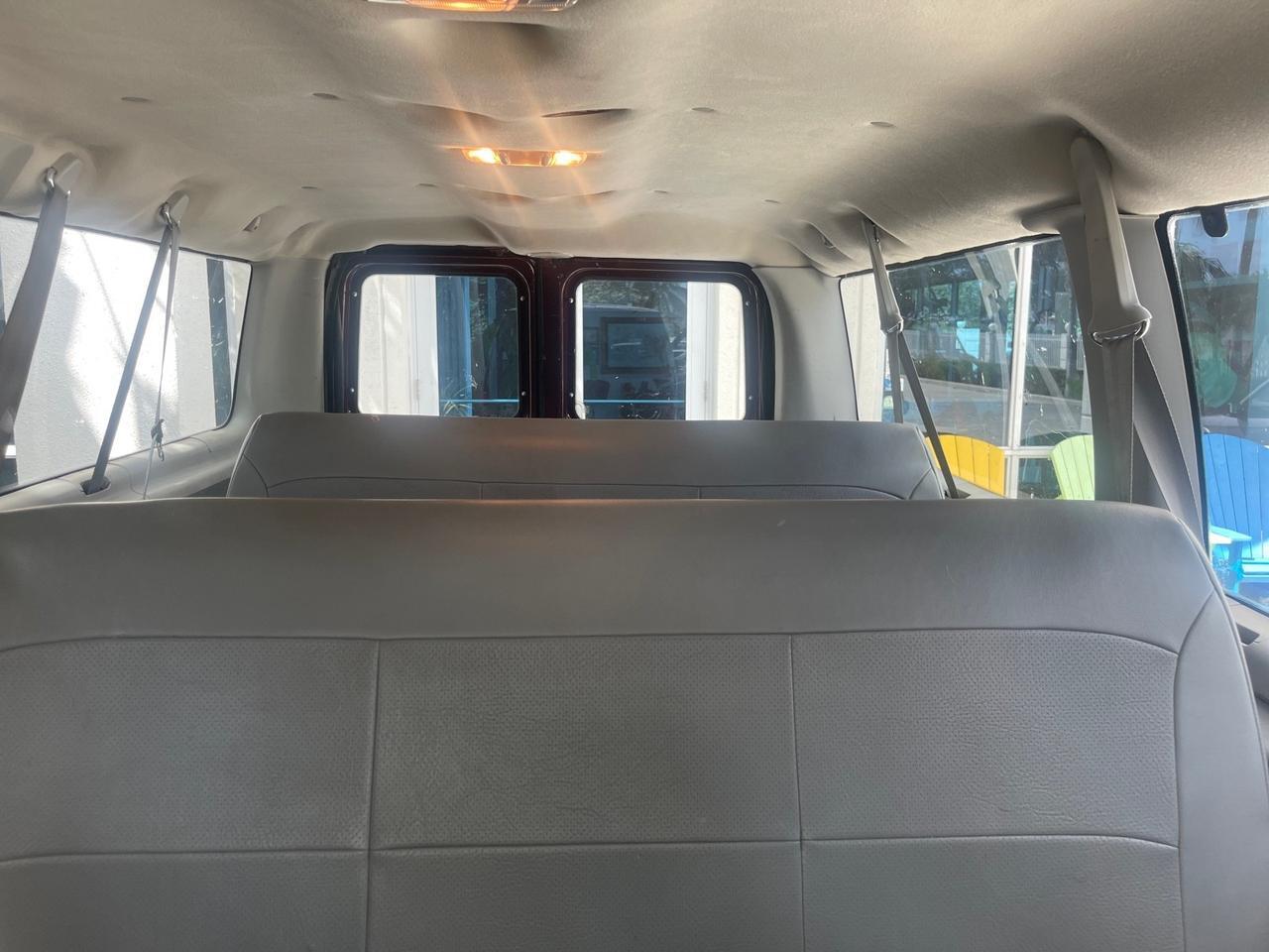 2006 Ford E-150 photo 61