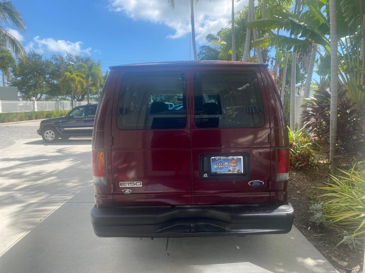 2006 Ford E-150 photo 5