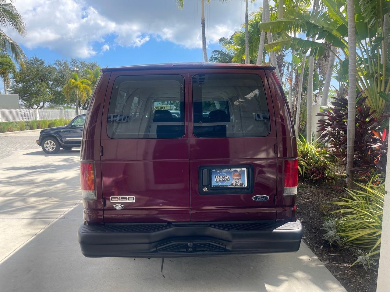 2006 Ford E-150 photo 34