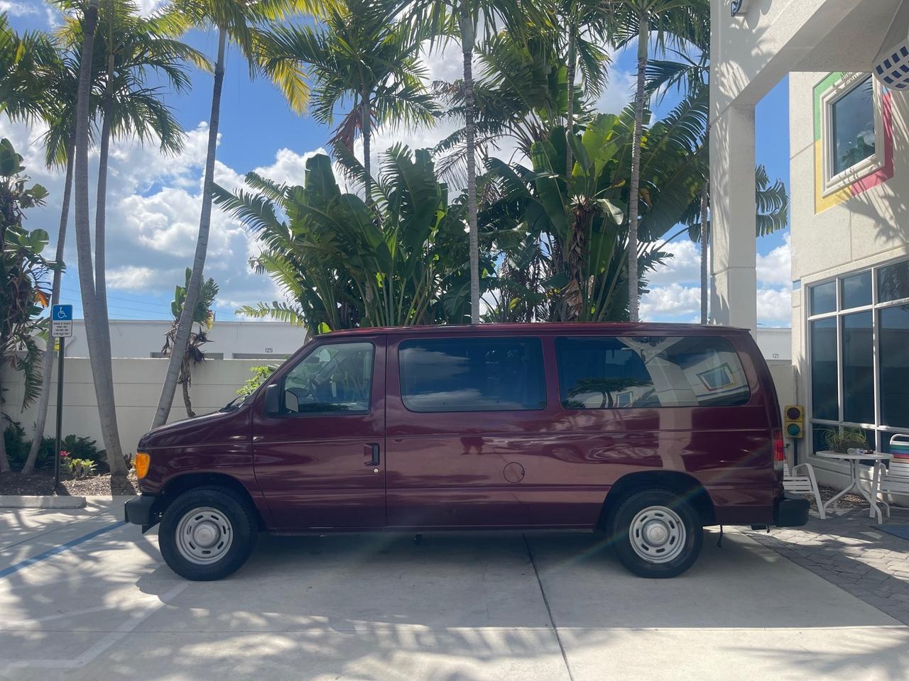 2006 Ford E-150 photo 29