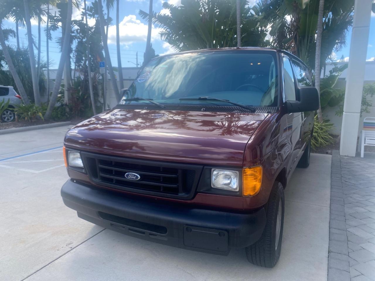 2006 Ford Econoline Wagon XLT 8 PASS LOW MILES 56290 Pompano Beach FL