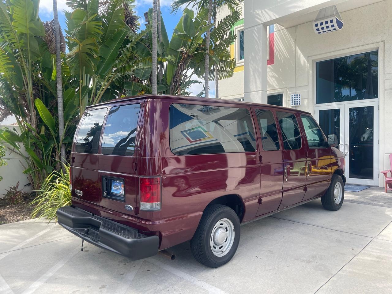 2006 Ford Econoline Wagon XLT 8 PASS LOW MILES 56290 Pompano Beach FL