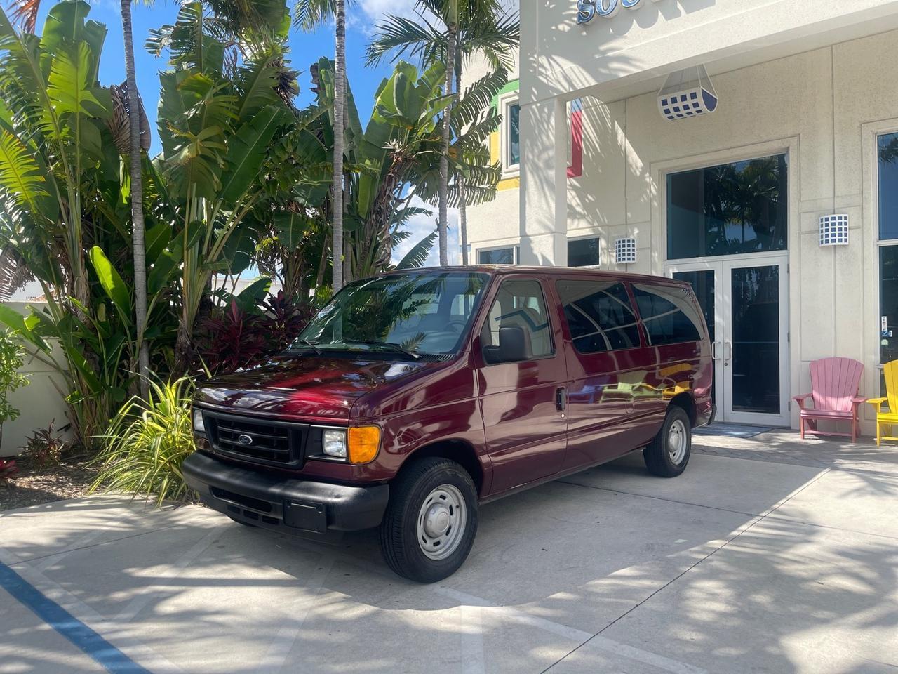 2006 Ford Econoline Wagon XLT 8 PASS LOW MILES 56290 Pompano Beach FL