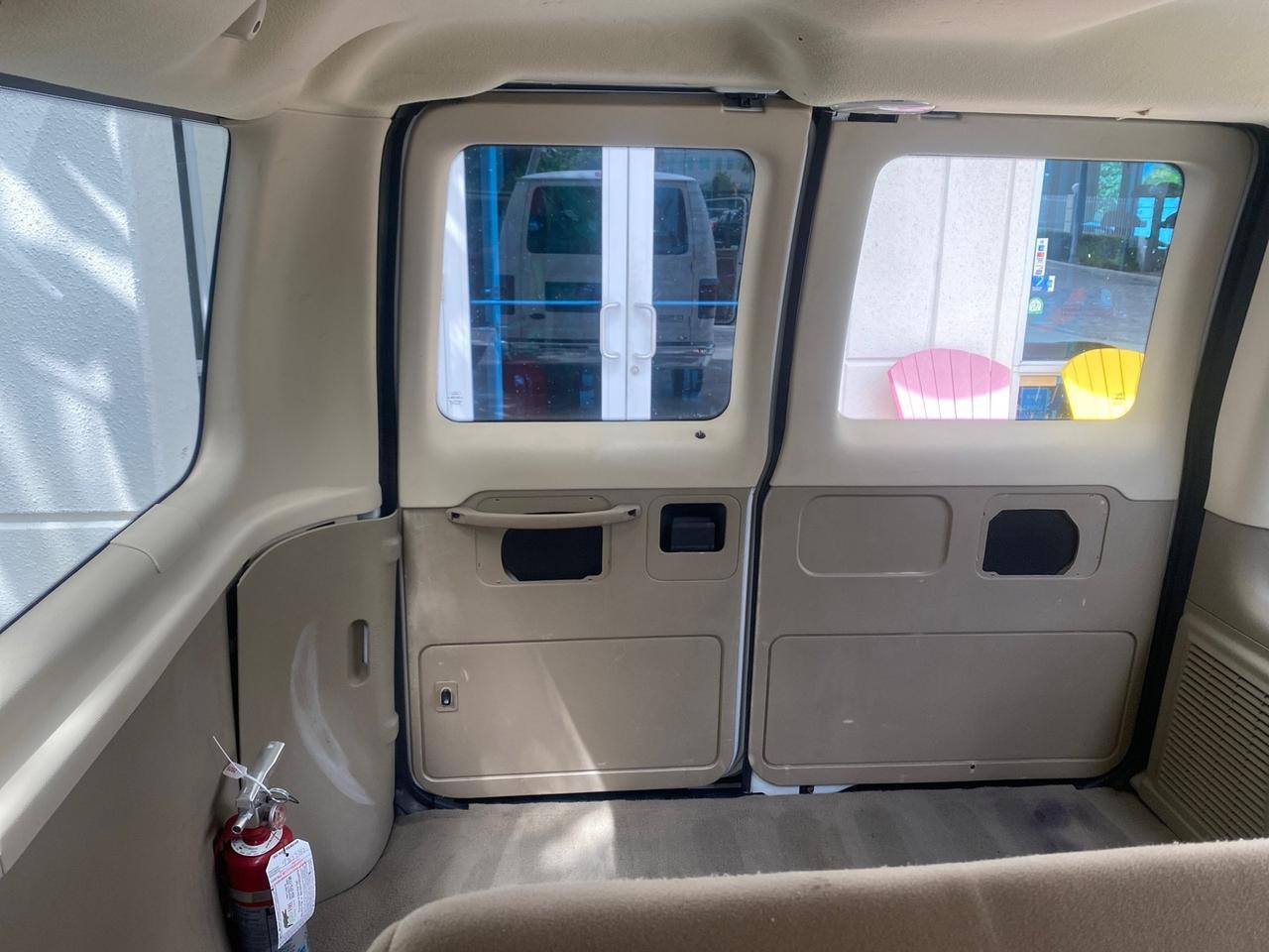 2006 Ford Econoline Wagon XLT LOW MILES 27,333 8 PASS Pompano Beach FL