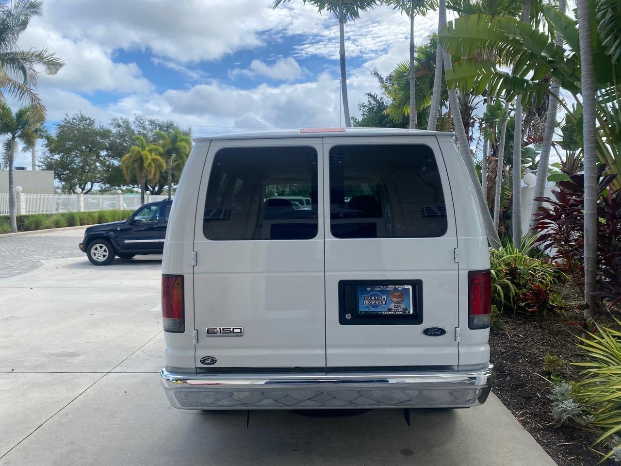 2006 Ford Econoline Wagon XLT LOW MILES 27,333 8 PASS Pompano Beach FL