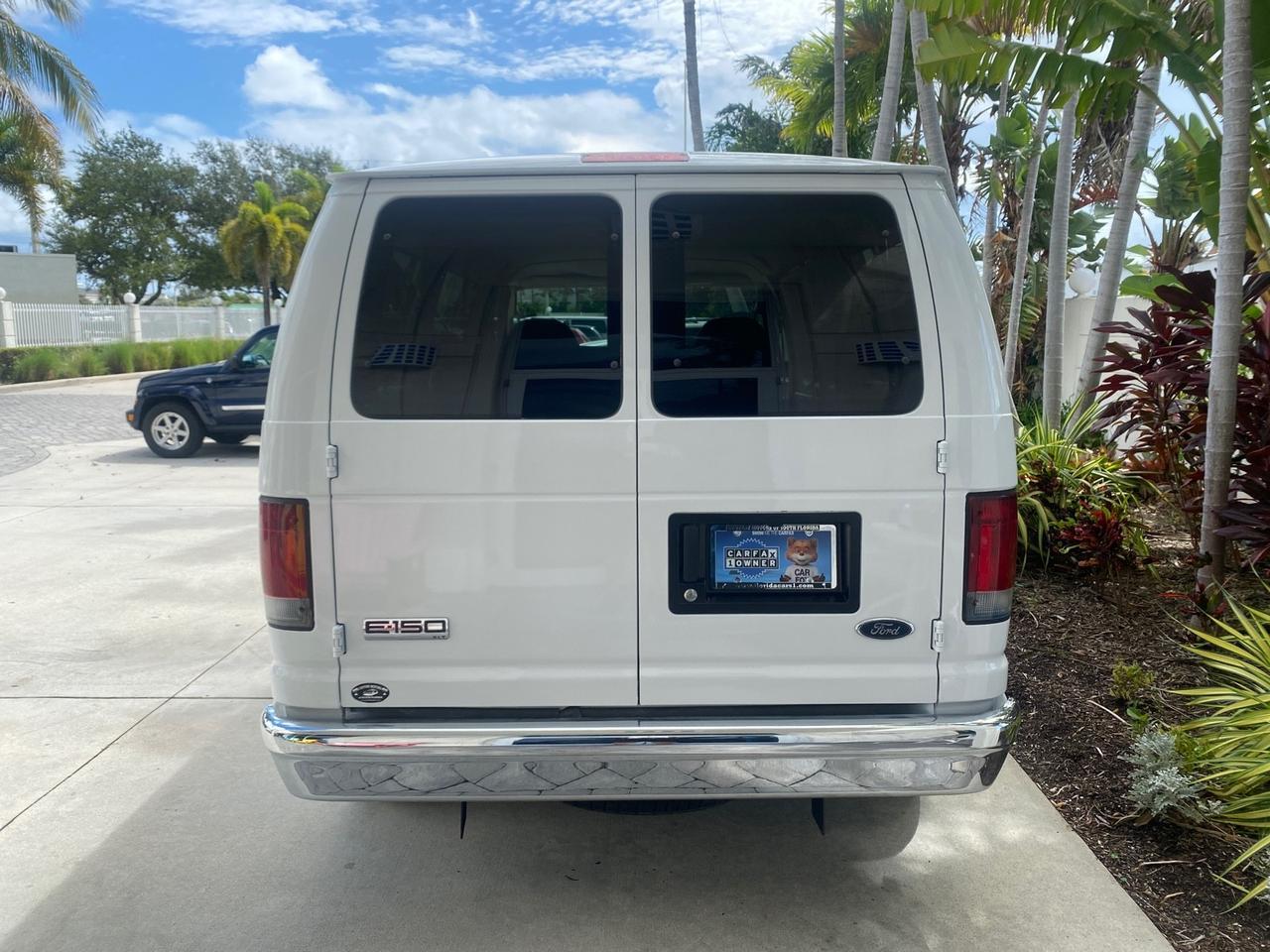 2006 Ford Econoline Wagon XLT LOW MILES 27,333 8 PASS Pompano Beach FL