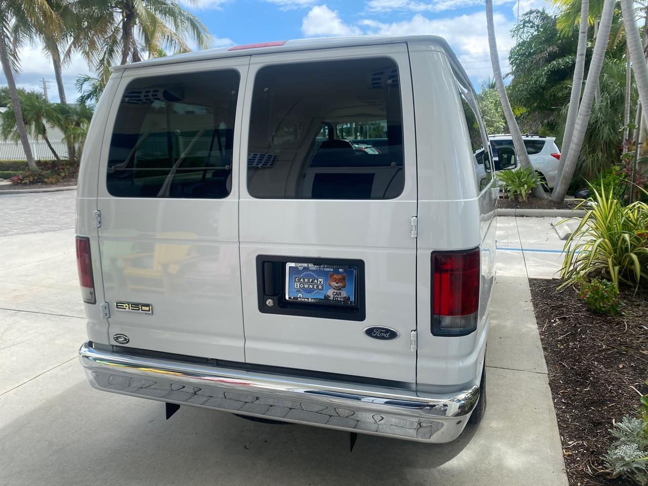 2006 Ford Econoline Wagon XLT LOW MILES 27,333 8 PASS Pompano Beach FL