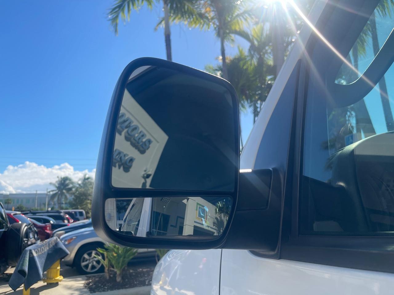 2006 Ford Econoline Wagon XLT LOW MILES 76,470 E350 15 PASS Pompano Beach FL
